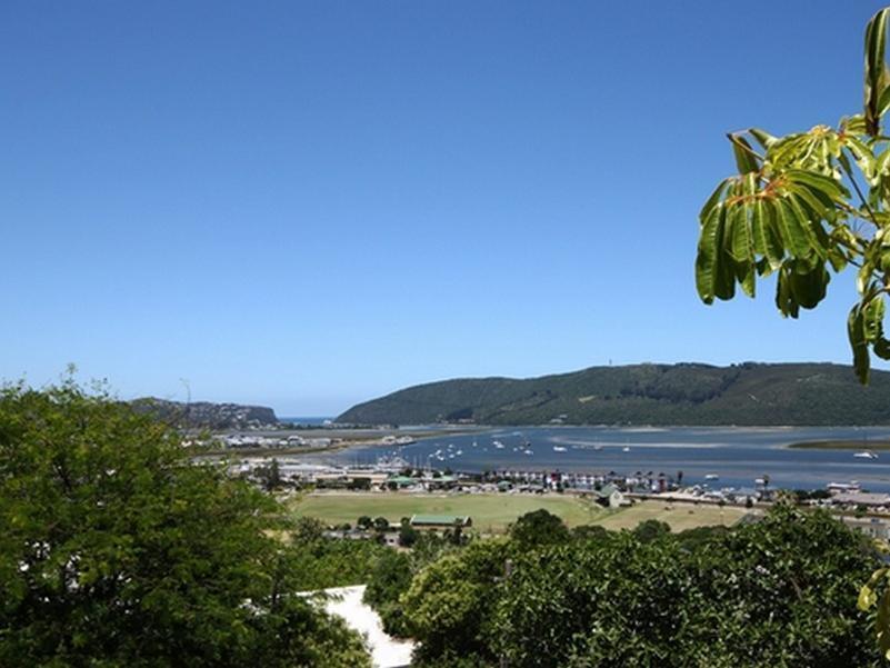 Four On Faure Apartment Knysna Bagian luar foto