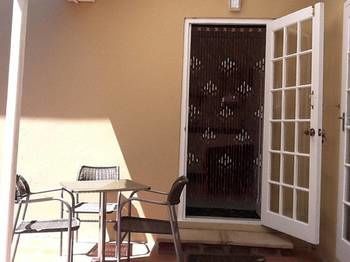 Four On Faure Apartment Knysna Bagian luar foto